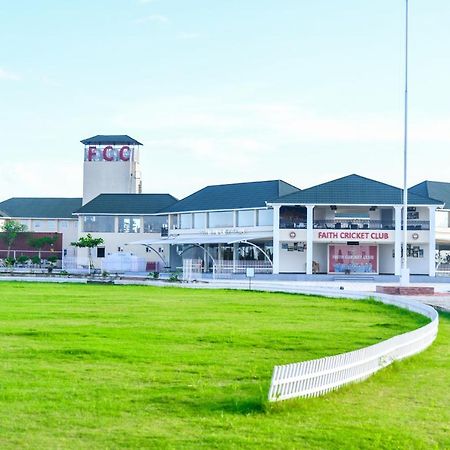 Faith Cricket Club & Resort Bhopal Eksteriør bilde