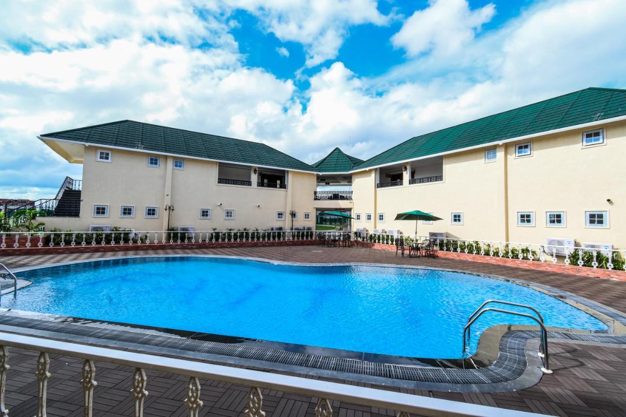 Faith Cricket Club & Resort Bhopal Eksteriør bilde